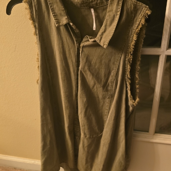Free People Tops - Sleeveless Olive Green Frayed Shirt